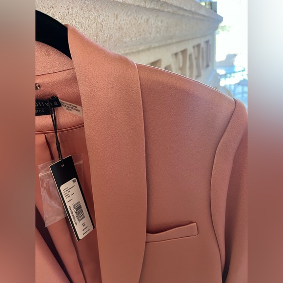 Alice and Olivia rose tan satin blazer - Picture 3 of 6